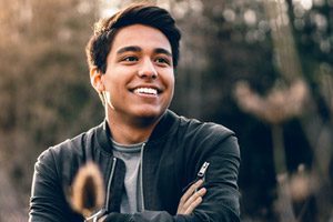 Can you whiten dental crowns?